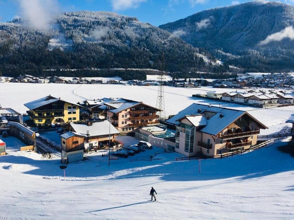 Hotel Vierjahreszeiten フラッハウ エクステリア 写真