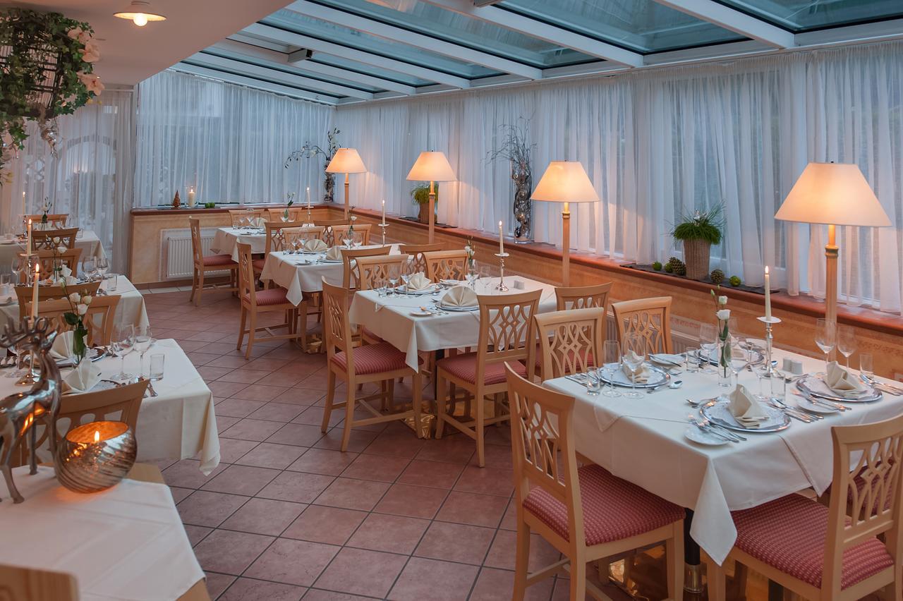 Hotel Vierjahreszeiten フラッハウ エクステリア 写真